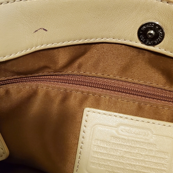 Coach Bag - Picture 6 of 9